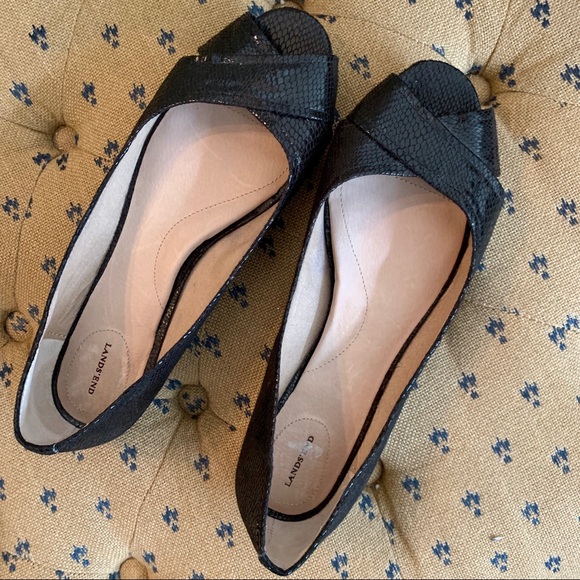 Lands' End Shoes - 💐 2 for $20! 💐 Lands End Black Flats